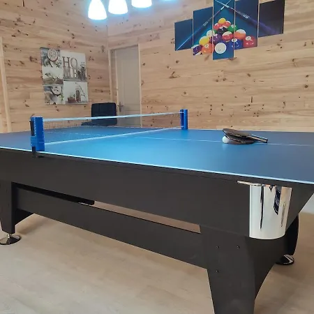 9p Jacuzzi Billard Jeux Шале