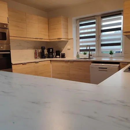 9p Jacuzzi Billard Jeux Дюрбюи