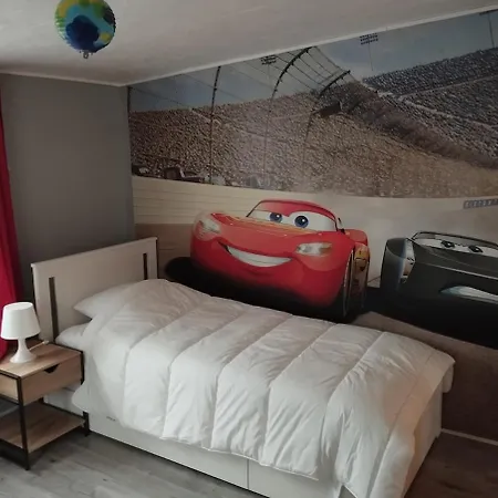 9p Jacuzzi Billard Jeux *