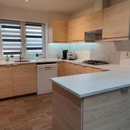 9p Jacuzzi Billard Jeux *